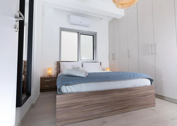 Zen 1 In Апартаменты Ларнака